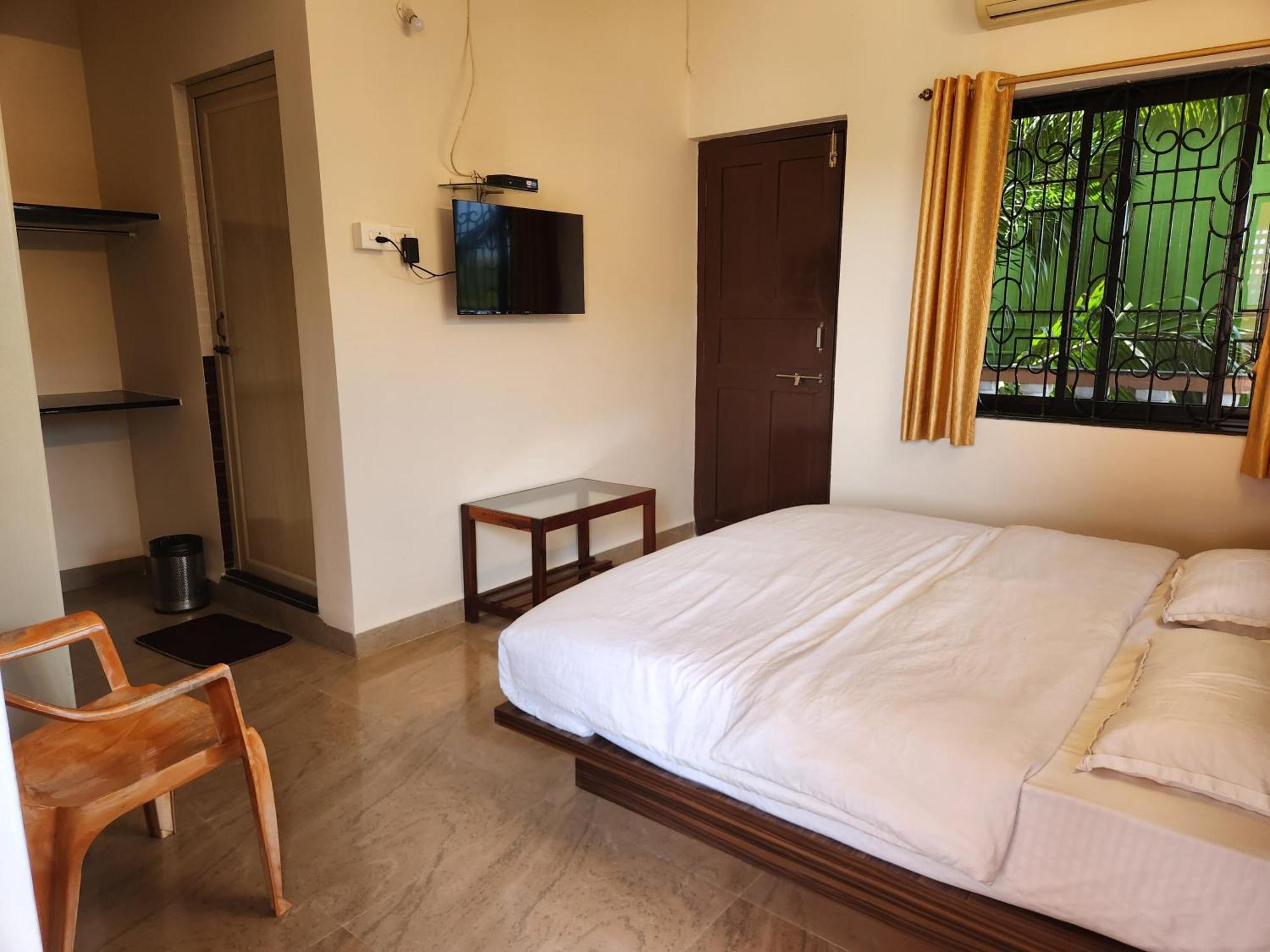Sai Sharad Guest house *
