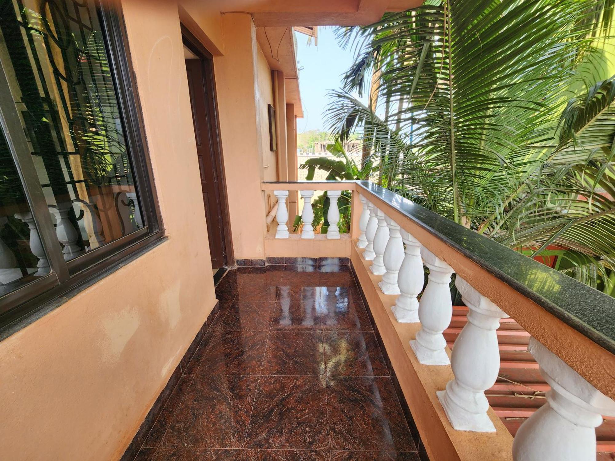 Sai Sharad Guest house Naozor